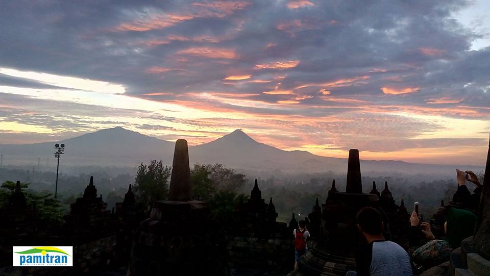 2D1N Tour Jogja Borobudur Sunrise | Pamitran Tours Yogyakarta